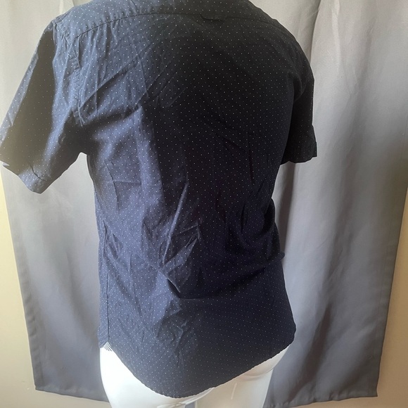 Denim & Flower Blue Casual Button Down Shirt size medium - Picture 7 of 10